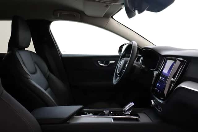Volvo V60 (2025) thumbnail 7