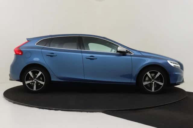 Volvo V40 (2019) thumbnail 12