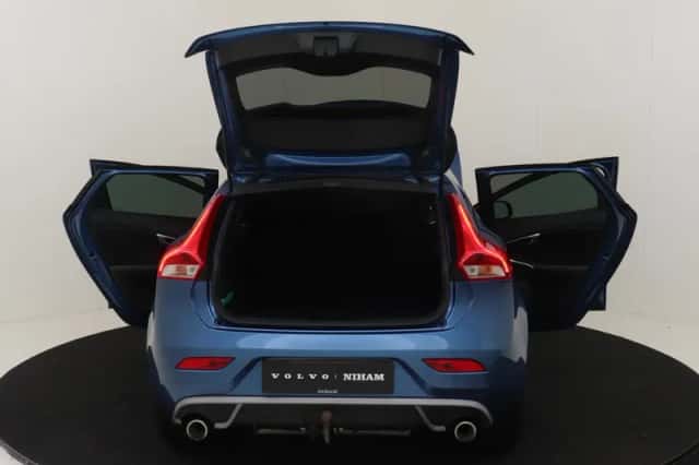 Volvo V40 (2019) thumbnail 22
