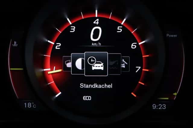 Volvo V40 (2019) thumbnail 30