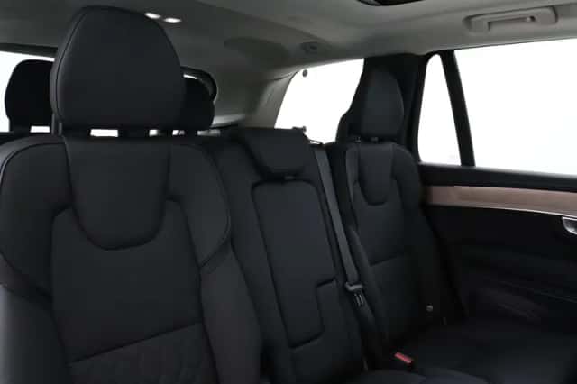 Volvo XC90 (2025) thumbnail 11