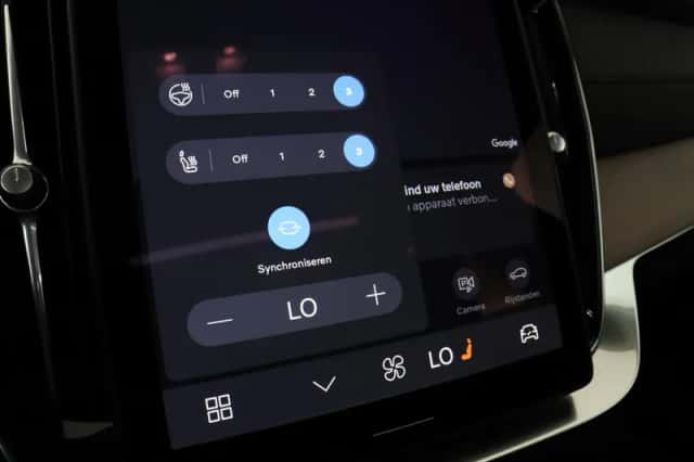 Volvo XC90 (2025) thumbnail 31
