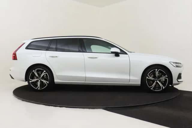Volvo V60 (2025) thumbnail 12