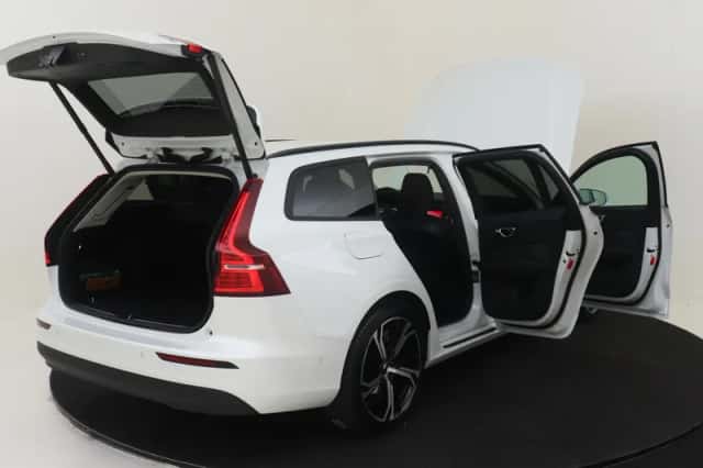 Volvo V60 (2025) thumbnail 18