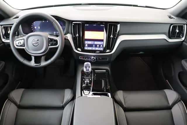 Volvo V60 (2026) thumbnail 3