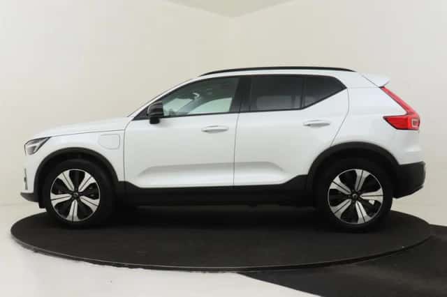 Volvo XC40 (2022) thumbnail 6