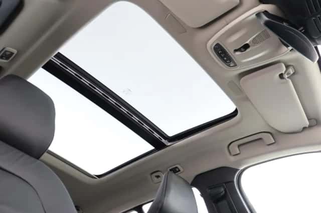 Volvo XC40 (2022) thumbnail 9