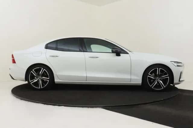 Volvo S60 (2022) thumbnail 12