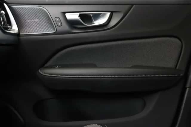Volvo S60 (2022) thumbnail 13