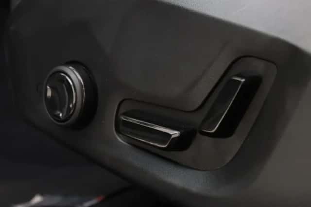 Volvo S60 (2022) thumbnail 24
