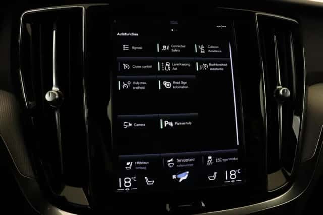 Volvo S60 (2022) thumbnail 26
