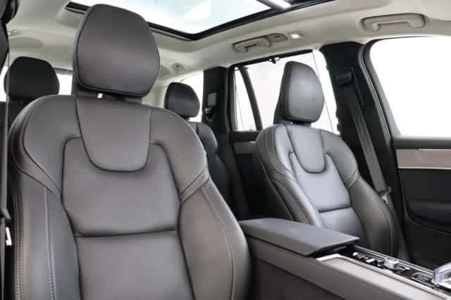 Volvo XC90 (2025) thumbnail 11