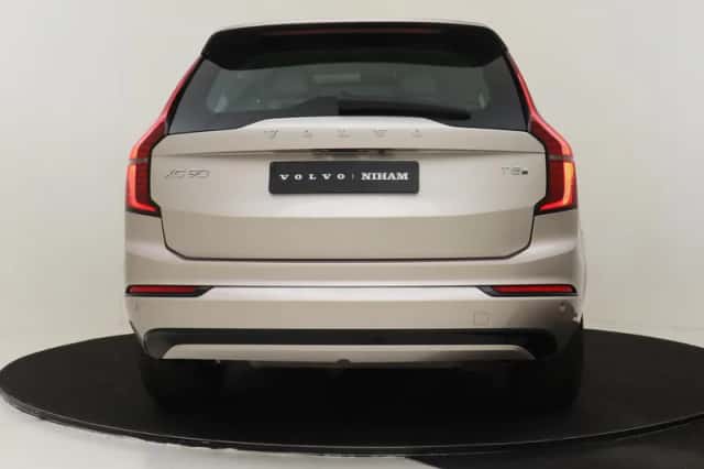 Volvo XC90 (2025) thumbnail 14
