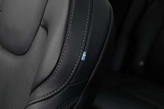 Volvo XC90 (2025) thumbnail 28