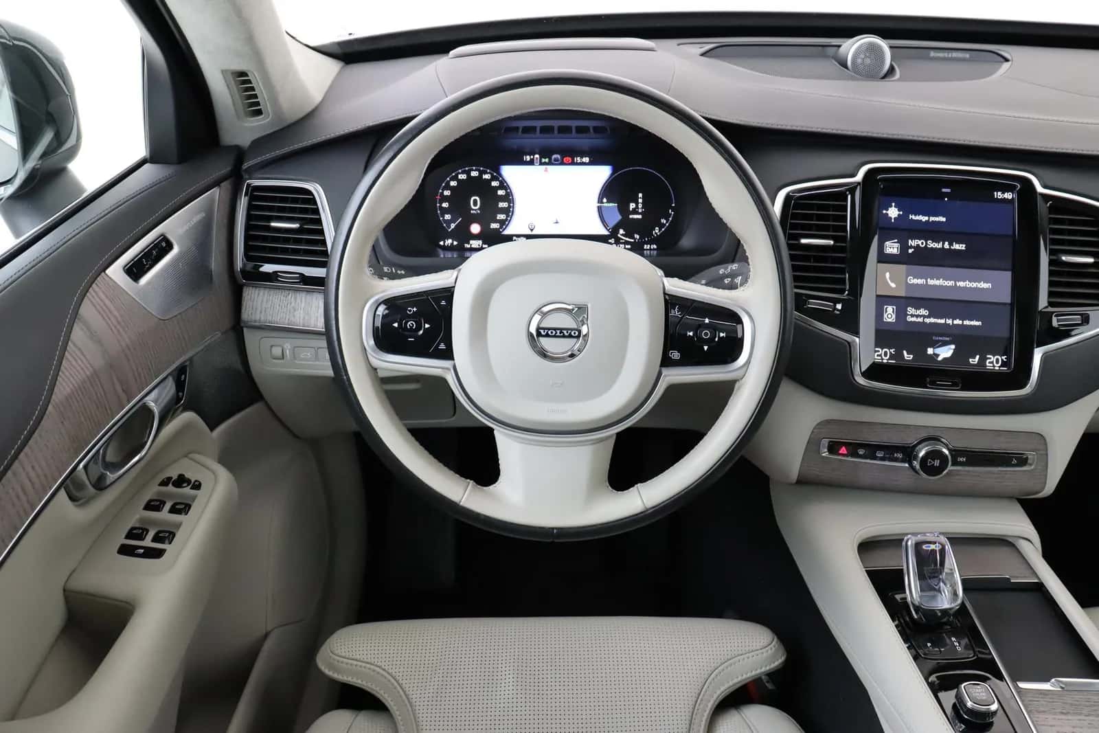Volvo XC90 (2021) — foto 1