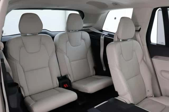 Volvo XC90 (2021) thumbnail 17