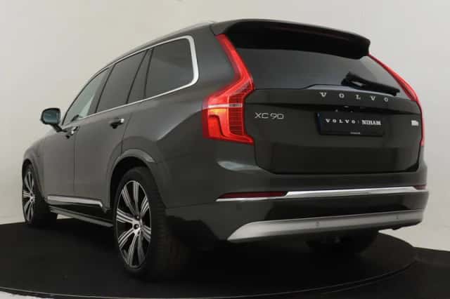 Volvo XC90 (2021) thumbnail 4