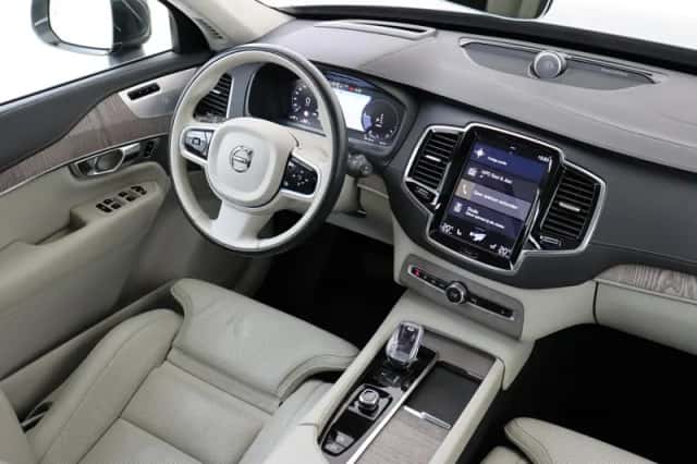 Volvo XC90 (2021) thumbnail 5
