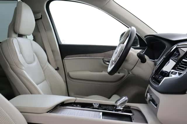 Volvo XC90 (2021) thumbnail 7