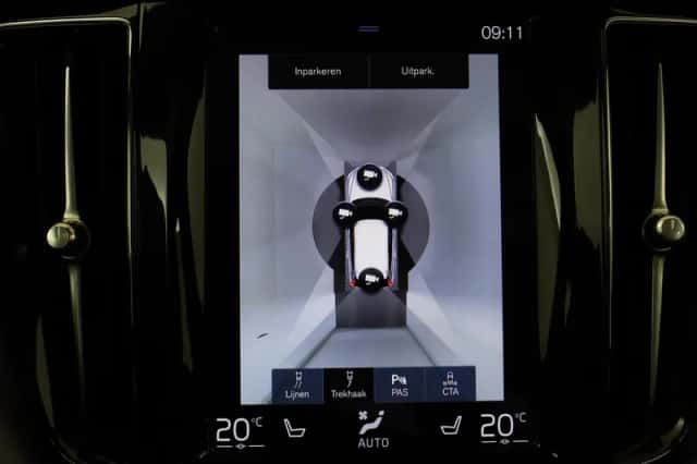 Volvo XC60 (2021) thumbnail 21