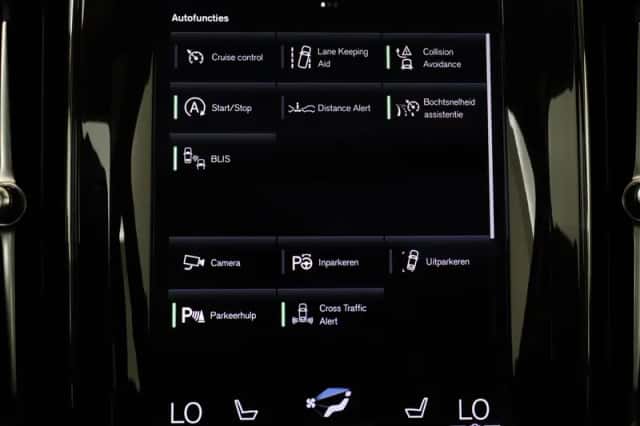 Volvo XC60 (2021) thumbnail 29