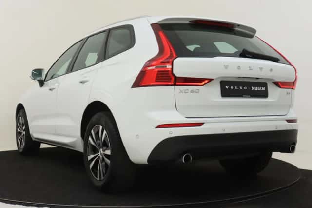 Volvo XC60 (2021) thumbnail 4