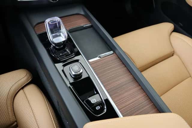 Volvo XC60 (2025) thumbnail 26