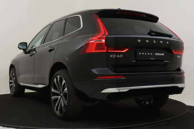 Volvo XC60 (2025) thumbnail 4