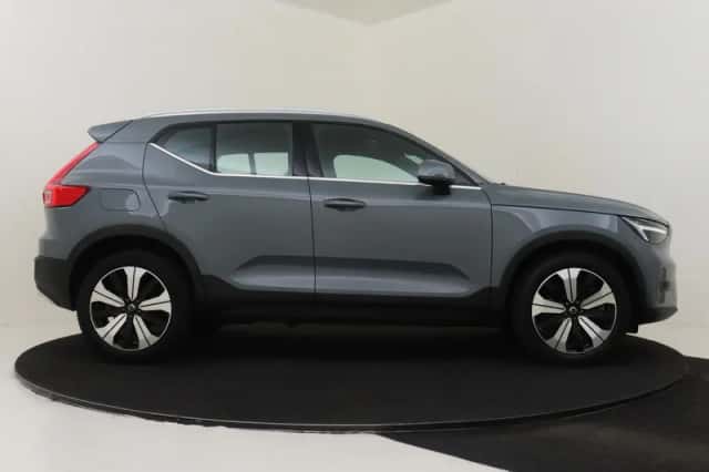 Volvo XC40 (2022) thumbnail 12