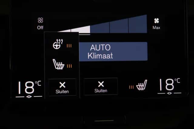 Volvo XC40 (2022) thumbnail 28