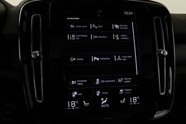 Volvo XC40 (2022) thumbnail 29