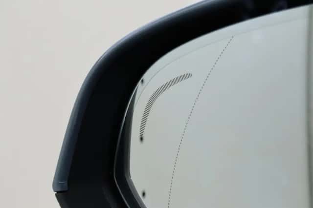 Volvo XC40 (2022) thumbnail 30