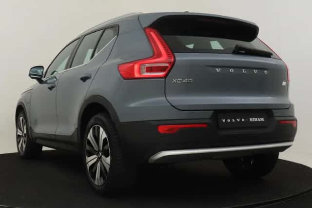 Volvo XC40 (2022) thumbnail 4