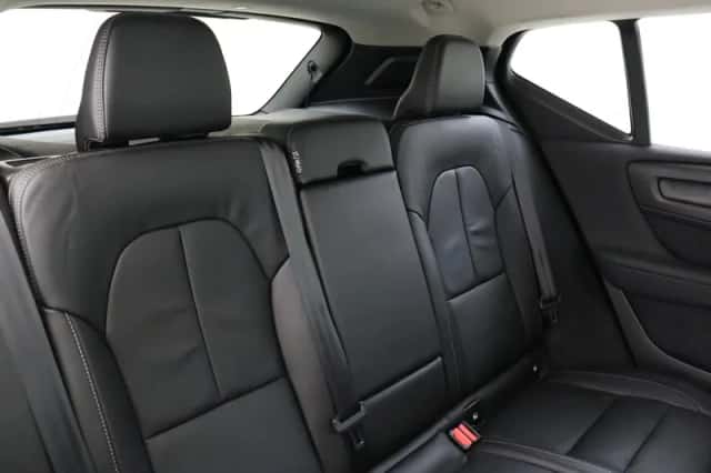 Volvo XC40 (2022) thumbnail 11