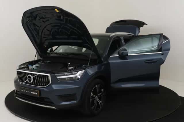 Volvo XC40 (2022) thumbnail 16