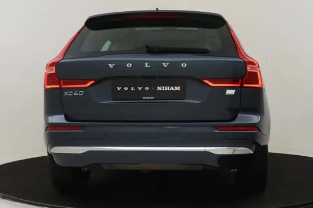 Volvo XC60 (2023) thumbnail 14