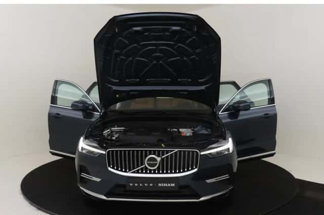Volvo XC60 (2023) thumbnail 20