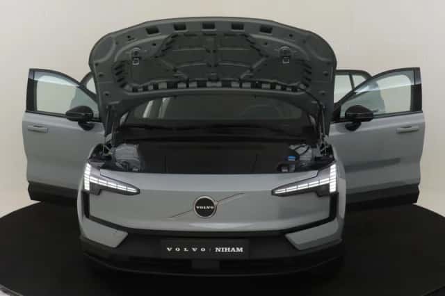 Volvo EX30 (2024) thumbnail 20