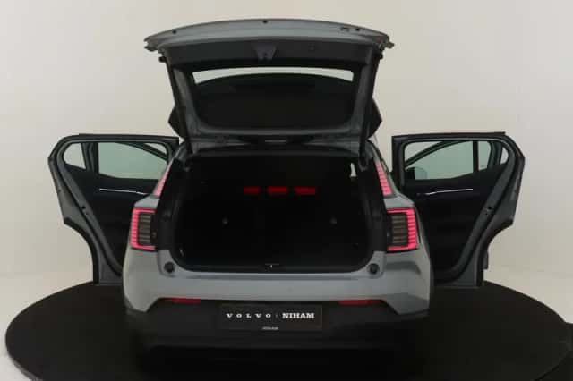 Volvo EX30 (2024) thumbnail 22