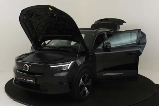 Volvo XC40 (2022) thumbnail 16