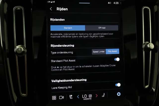 Volvo XC40 (2022) thumbnail 29