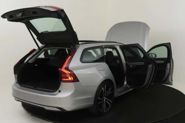 Volvo V90 (2025) thumbnail 18