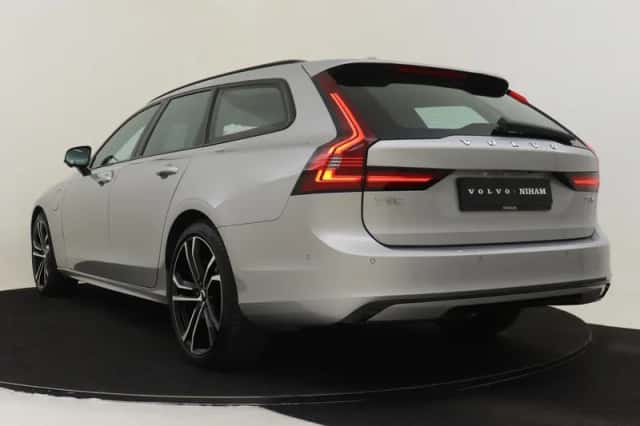 Volvo V90 (2025) thumbnail 4