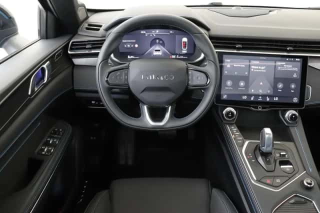 Lynk & Co 01 (2024)