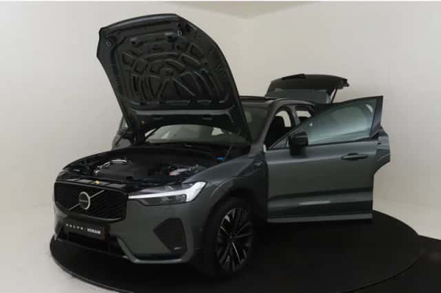 Volvo XC60 (2025) thumbnail 16