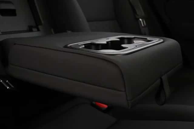 Volvo XC60 (2025) thumbnail 17