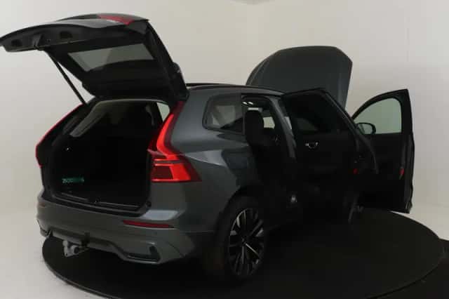 Volvo XC60 (2025) thumbnail 18