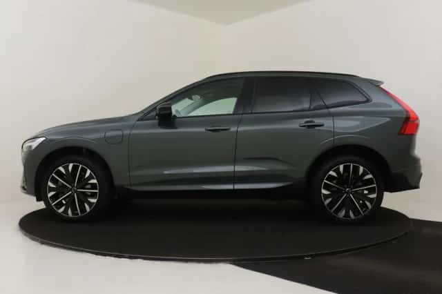 Volvo XC60 (2025) thumbnail 6