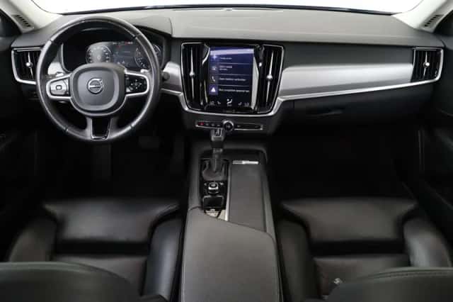 Volvo S90 (2018) thumbnail 3