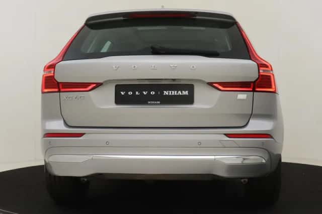 Volvo XC60 (2023) thumbnail 14